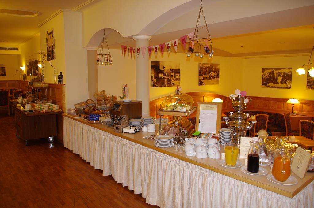 Die Lilie / Hotel Garni Reuthe Buitenkant foto