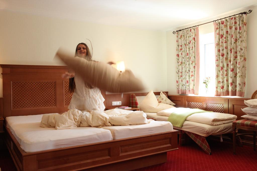 Die Lilie / Hotel Garni Reuthe Buitenkant foto