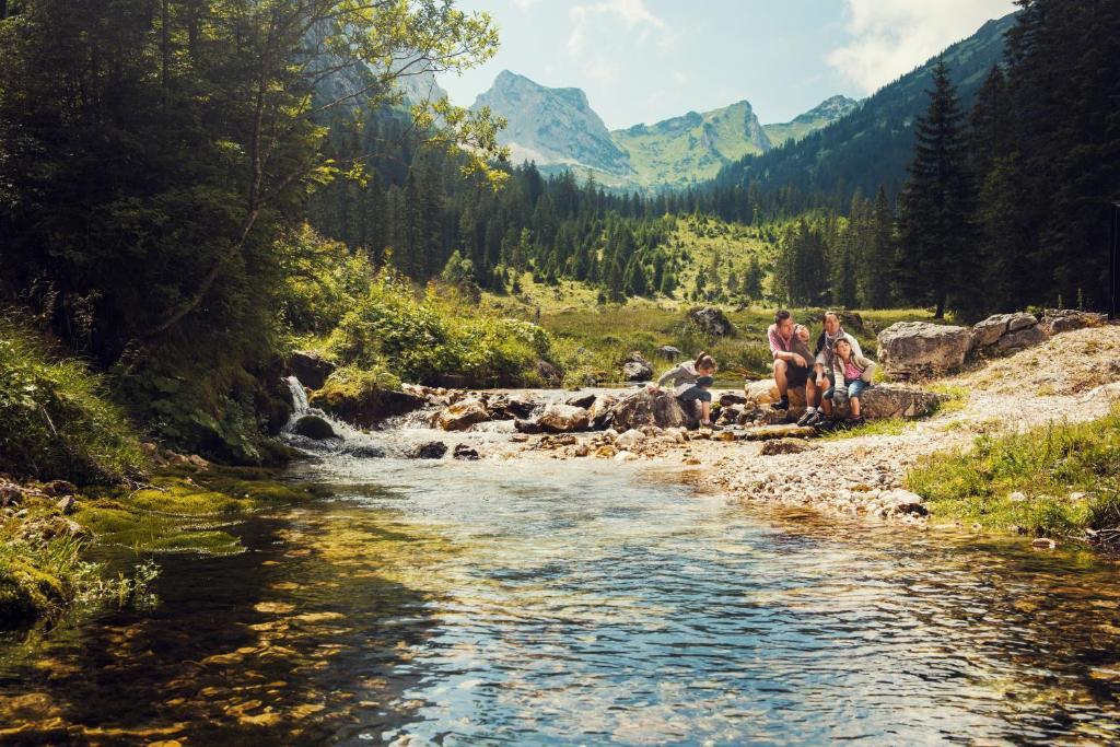 Die Lilie / Hotel Garni Reuthe Buitenkant foto