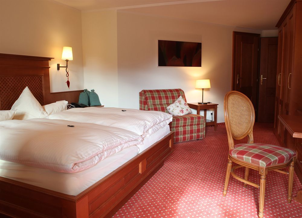 Die Lilie / Hotel Garni Reuthe Buitenkant foto