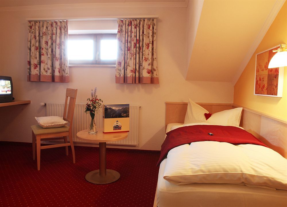 Die Lilie / Hotel Garni Reuthe Buitenkant foto