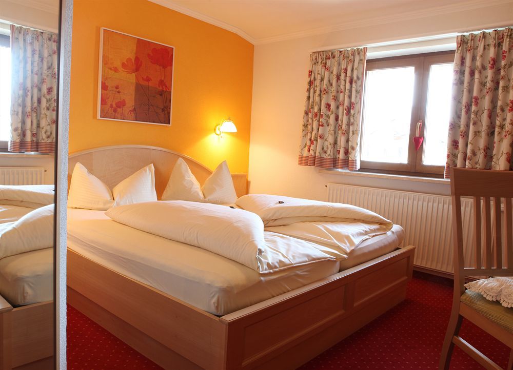 Die Lilie / Hotel Garni Reuthe Buitenkant foto